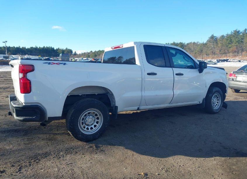 Photo 13 of 2023 Chevrolet Silverado 1500 4WD STANDARD BED WT (VIN 1GCRDAEKXPZ228315)