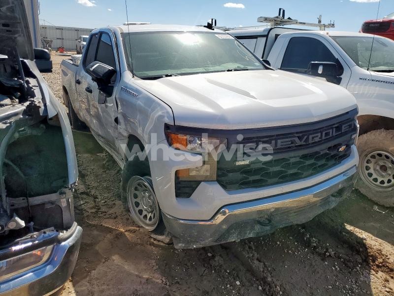 Photo 4 of 2024 CHEVROLET SILVERADO K1500 (VIN 1GCRDAEKXRZ271233)
