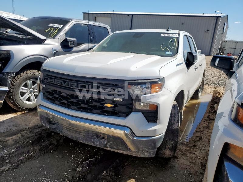 Photo 6 of 2024 CHEVROLET SILVERADO K1500 (VIN 1GCRDAEKXRZ271233)