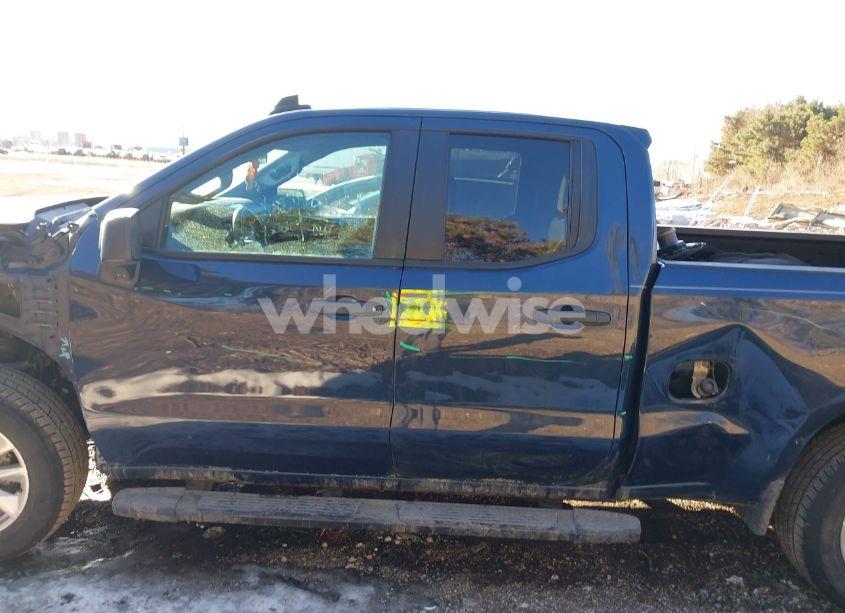 Photo 15 of 2022 Chevrolet Silverado 1500 4WD DOUBLE CAB STANDARD BED CUSTOM (VIN 1GCRDBEK3NZ510976)