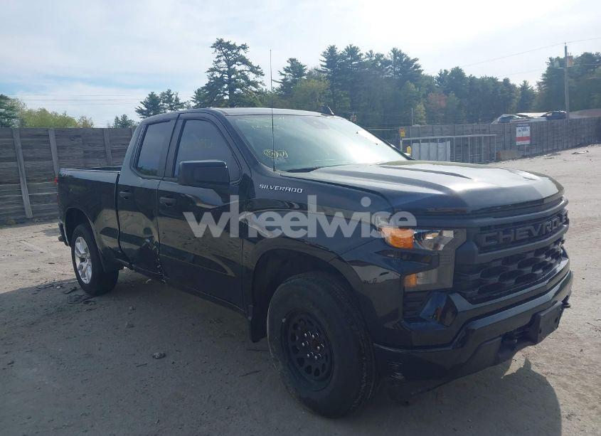 2023 Chevrolet Silverado 1500 4WD DOUBLE CAB STANDARD BED CUSTOM (VIN 1GCRDBEK3PZ231482) main photo