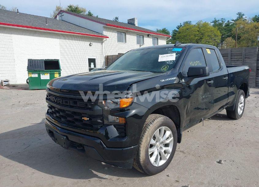 Photo 2 of 2023 Chevrolet Silverado 1500 4WD DOUBLE CAB STANDARD BED CUSTOM (VIN 1GCRDBEK3PZ231482)