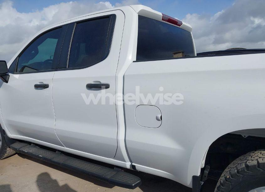 Photo 14 of 2023 Chevrolet Silverado 1500 4WD DOUBLE CAB STANDARD BED CUSTOM (VIN 1GCRDBEK5PZ110677)