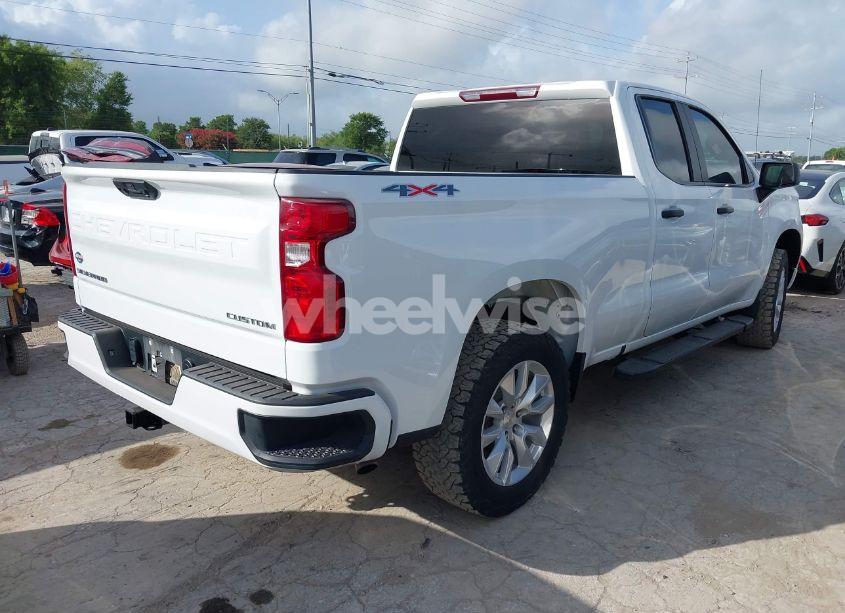 Photo 4 of 2023 Chevrolet Silverado 1500 4WD DOUBLE CAB STANDARD BED CUSTOM (VIN 1GCRDBEK5PZ110677)