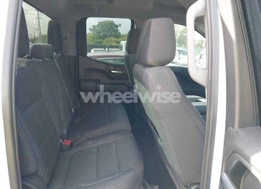 Photo 8 of 2023 Chevrolet Silverado 1500 4WD DOUBLE CAB STANDARD BED CUSTOM (VIN 1GCRDBEK5PZ110677)