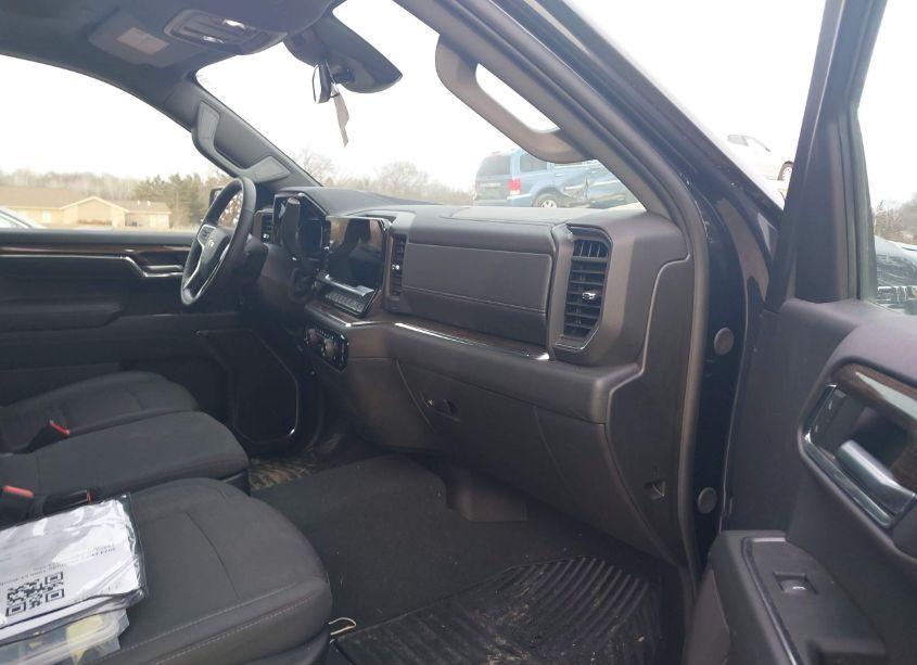 Photo 5 of 2024 Chevrolet Silverado 1500 4WD DOUBLE CAB STANDARD BED LT (VIN 1GCRDDED8RZ172557)