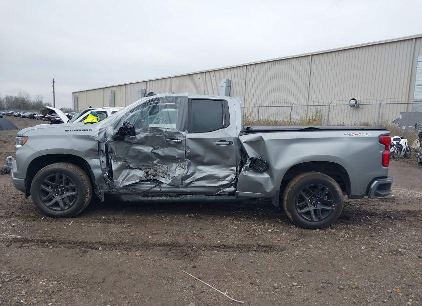 Photo 14 of 2023 Chevrolet Silverado 1500 4WD STANDARD BED RST (VIN 1GCRDEEDXPZ323417)