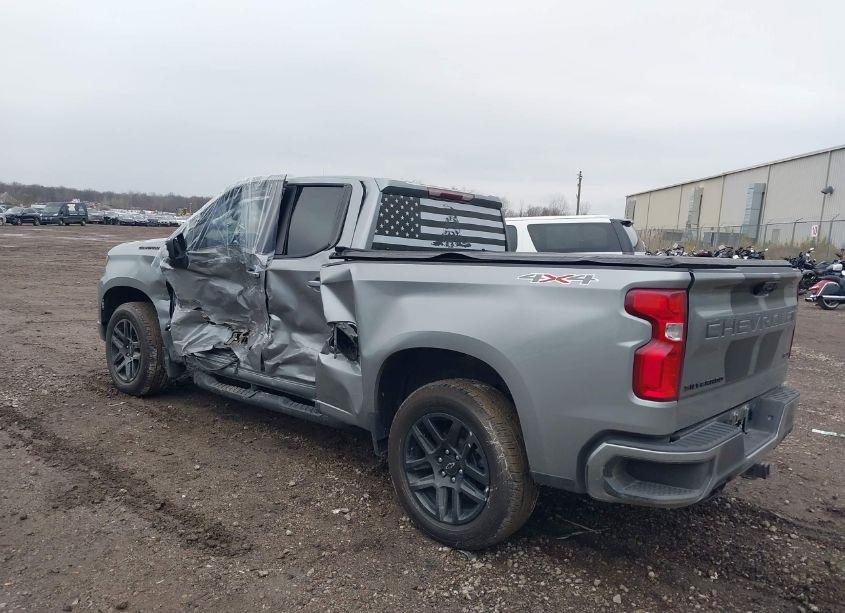 Photo 3 of 2023 Chevrolet Silverado 1500 4WD STANDARD BED RST (VIN 1GCRDEEDXPZ323417)