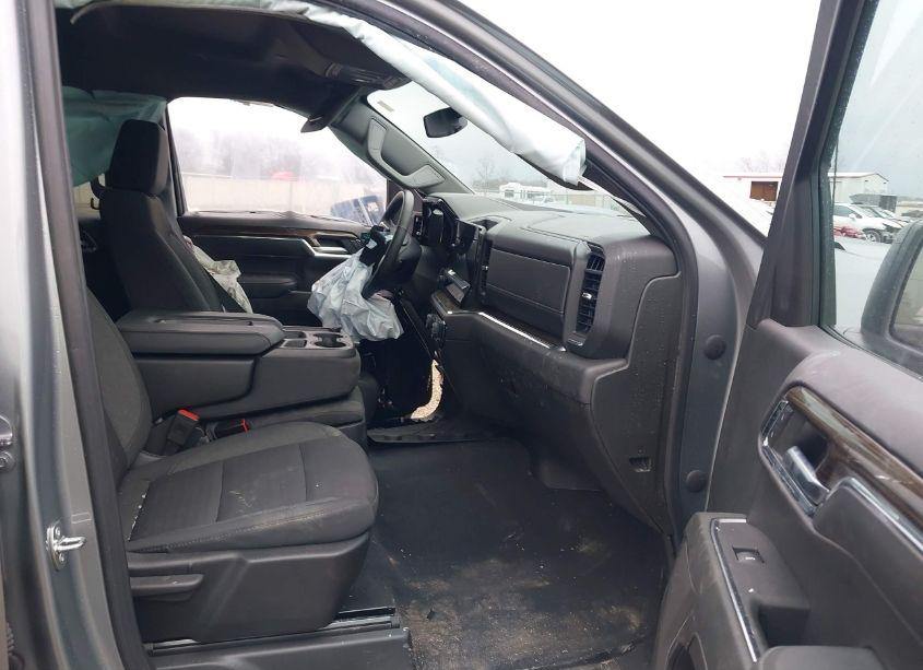 Photo 5 of 2023 Chevrolet Silverado 1500 4WD STANDARD BED RST (VIN 1GCRDEEDXPZ323417)