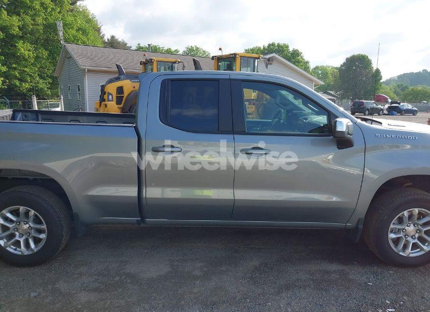Photo 13 of 2025 Chevrolet Silverado 1500 4WD DOUBLE CAB STANDARD BED LT WITH 2FT (VIN 1GCRKKEK0SZ131113)