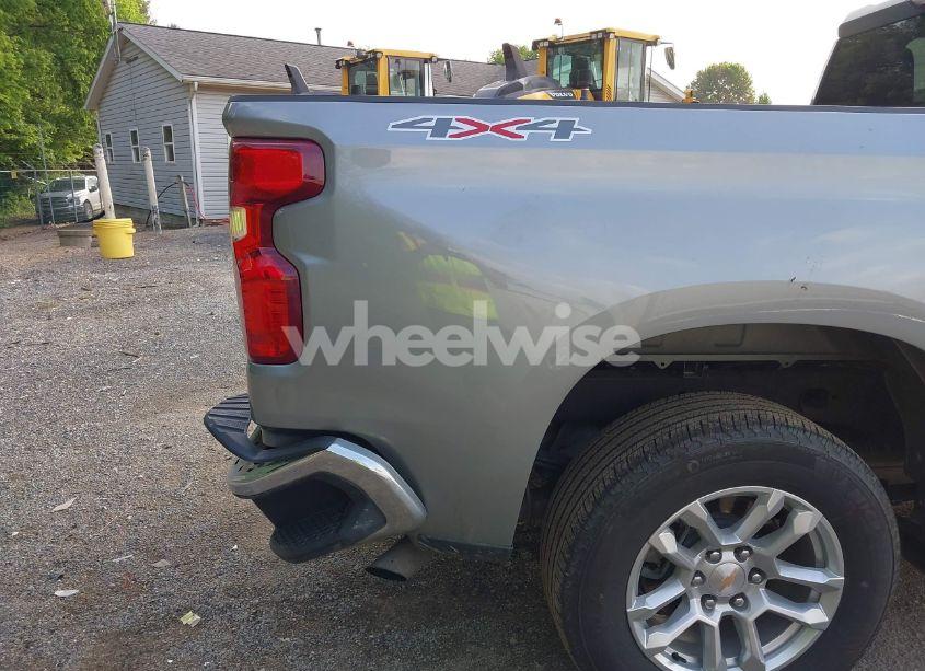 Photo 19 of 2025 Chevrolet Silverado 1500 4WD DOUBLE CAB STANDARD BED LT WITH 2FT (VIN 1GCRKKEK0SZ131113)