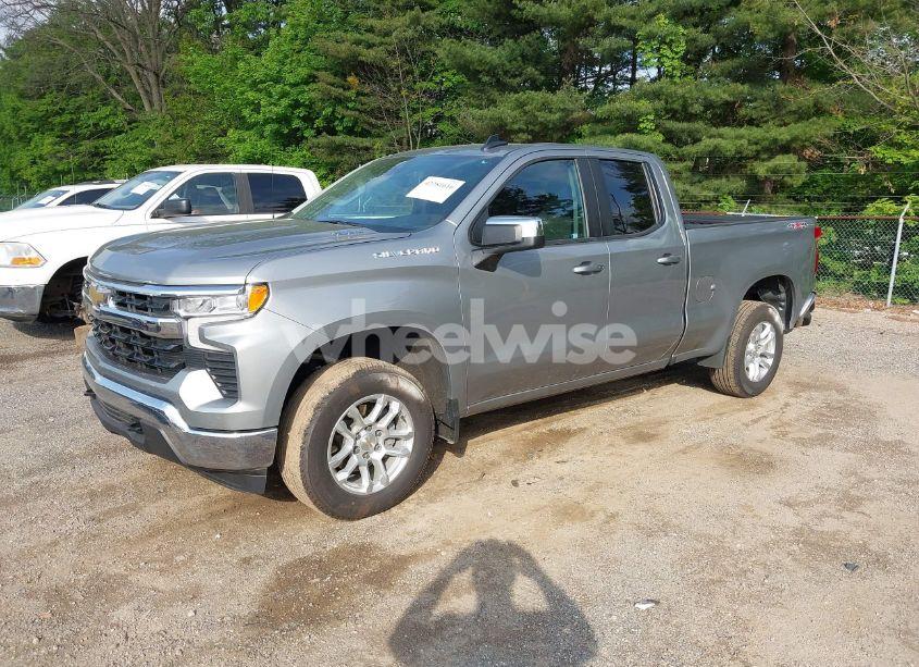 Photo 2 of 2025 Chevrolet Silverado 1500 4WD DOUBLE CAB STANDARD BED LT WITH 2FT (VIN 1GCRKKEK0SZ131113)