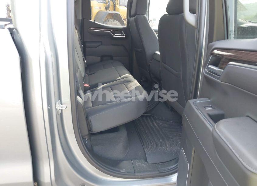Photo 8 of 2025 Chevrolet Silverado 1500 4WD DOUBLE CAB STANDARD BED LT WITH 2FT (VIN 1GCRKKEK0SZ131113)