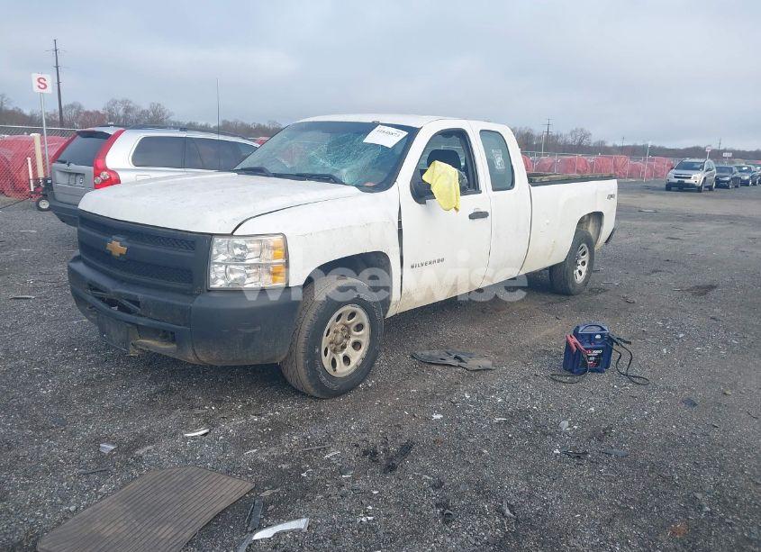 Photo 2 of 2013 Chevrolet Silverado 1500 WORK TRUCK (VIN 1GCRKPE01DZ174485)