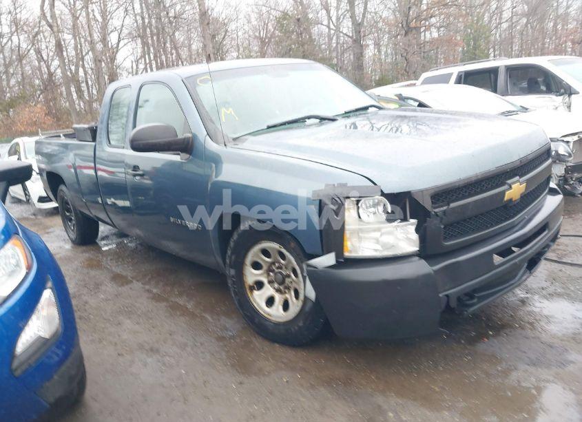 2011 Chevrolet Silverado 1500 WORK TRUCK (VIN 1GCRKPE05BZ227122) main photo