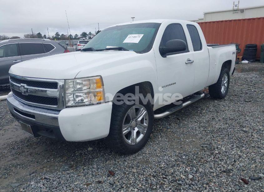 Photo 2 of 2011 Chevrolet Silverado 1500 WORK TRUCK (VIN 1GCRKPE31BZ444449)