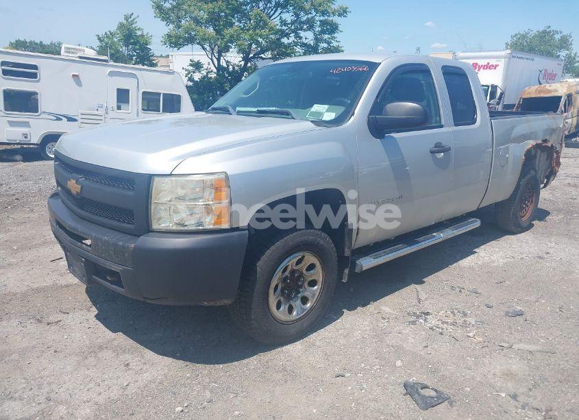 Photo 2 of 2011 Chevrolet Silverado 1500 WORK TRUCK (VIN 1GCRKPE3XBZ313956)