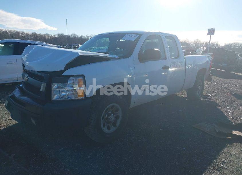Photo 2 of 2013 Chevrolet Silverado 1500 WORK TRUCK (VIN 1GCRKPEA1DZ366756)