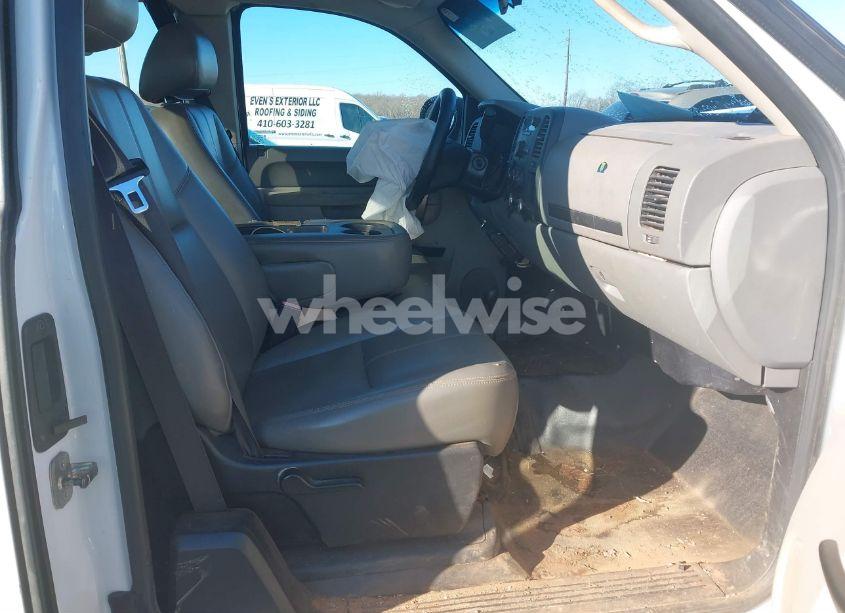 Photo 5 of 2013 Chevrolet Silverado 1500 WORK TRUCK (VIN 1GCRKPEA1DZ366756)