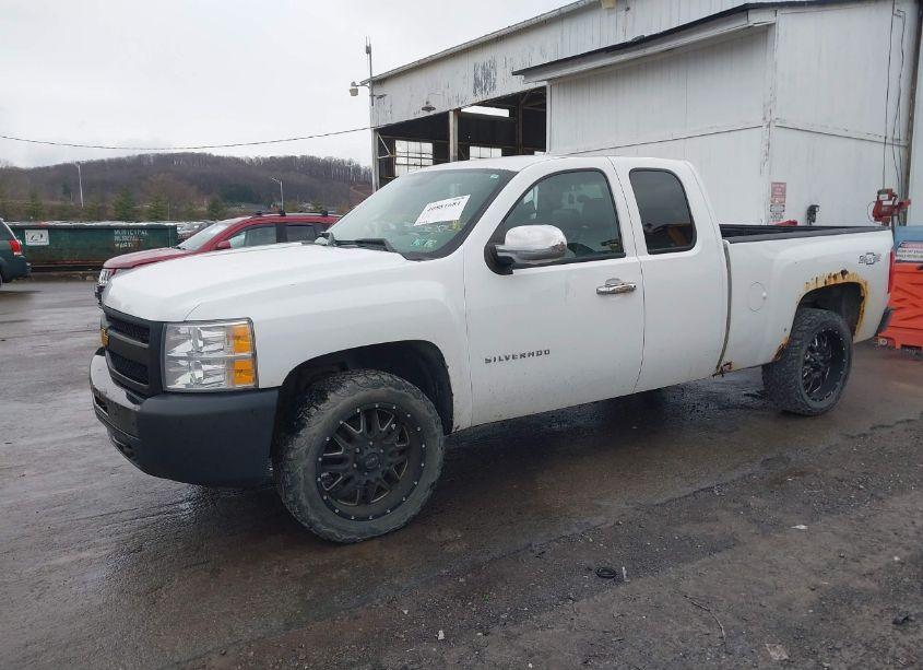Photo 2 of 2013 Chevrolet Silverado 1500 WORK TRUCK (VIN 1GCRKPEA1DZ391351)
