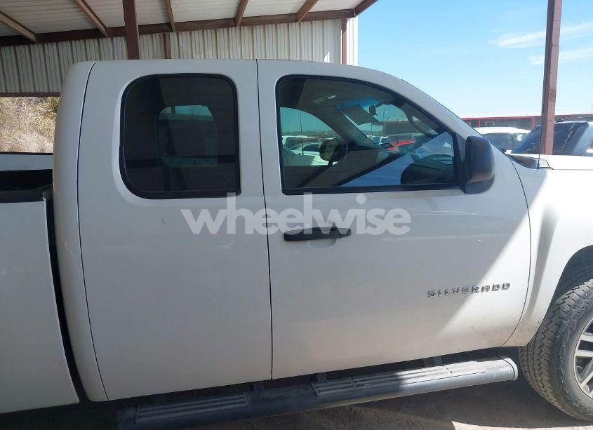 Photo 13 of 2011 Chevrolet Silverado 1500 WORK TRUCK (VIN 1GCRKPEA6BZ334379)