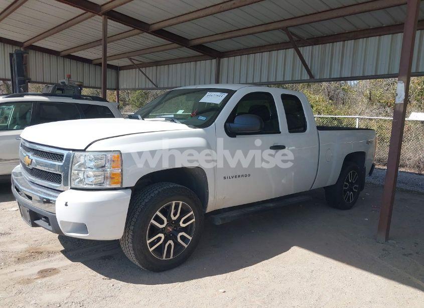 Photo 2 of 2011 Chevrolet Silverado 1500 WORK TRUCK (VIN 1GCRKPEA6BZ334379)