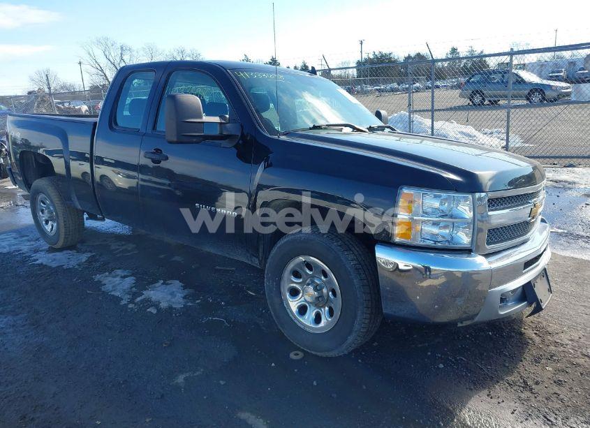 2013 Chevrolet Silverado 1500 WORK TRUCK (VIN 1GCRKPEA6DZ198922) main photo