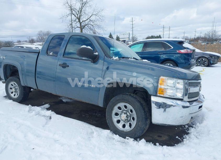 2013 Chevrolet Silverado 1500 WORK TRUCK (VIN 1GCRKPEA8DZ364941) main photo