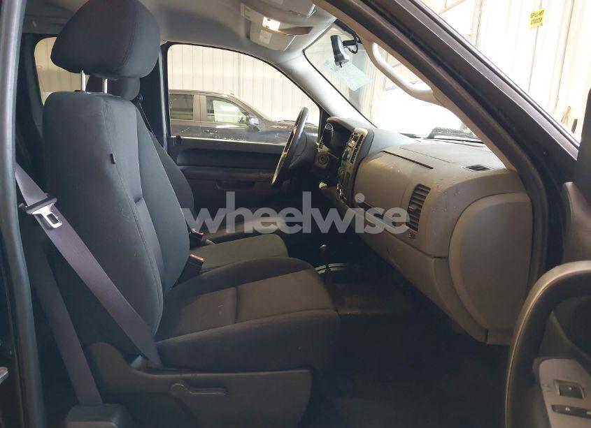 Photo 5 of 2011 Chevrolet Silverado 1500 LS (VIN 1GCRKREA0BZ341663)