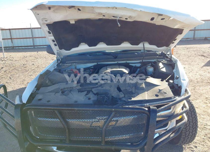 Photo 10 of 2011 Chevrolet Silverado 1500 LS (VIN 1GCRKREA1BZ443862)