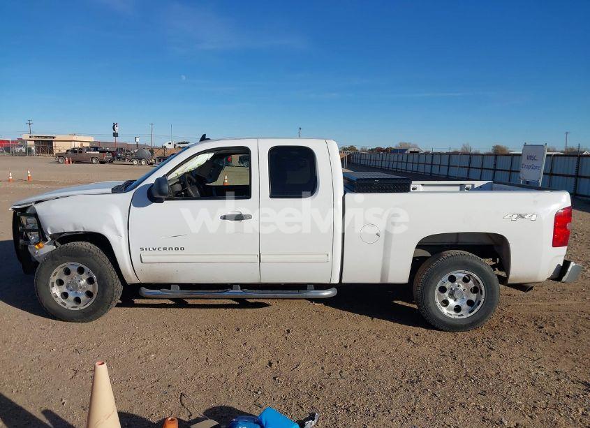 Photo 15 of 2011 Chevrolet Silverado 1500 LS (VIN 1GCRKREA1BZ443862)