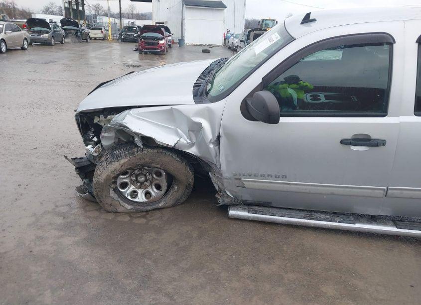 Photo 6 of 2012 Chevrolet Silverado 1500 LS (VIN 1GCRKREA1CZ201851)