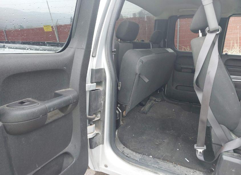 Photo 8 of 2012 Chevrolet Silverado 1500 LS (VIN 1GCRKREA1CZ201851)