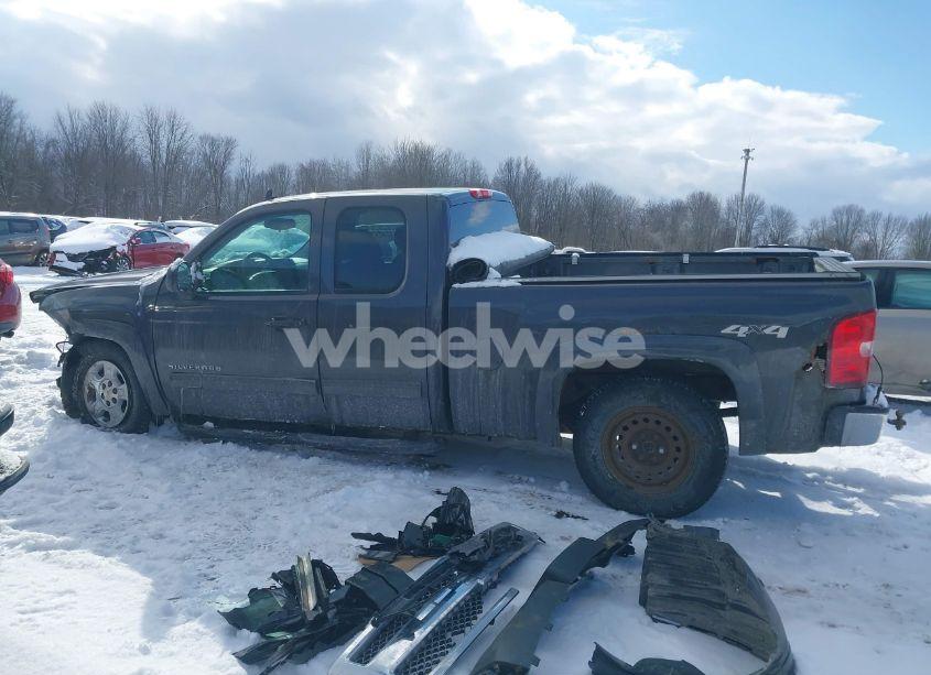 Photo 15 of 2011 Chevrolet Silverado 1500 LS (VIN 1GCRKREA2BZ317834)