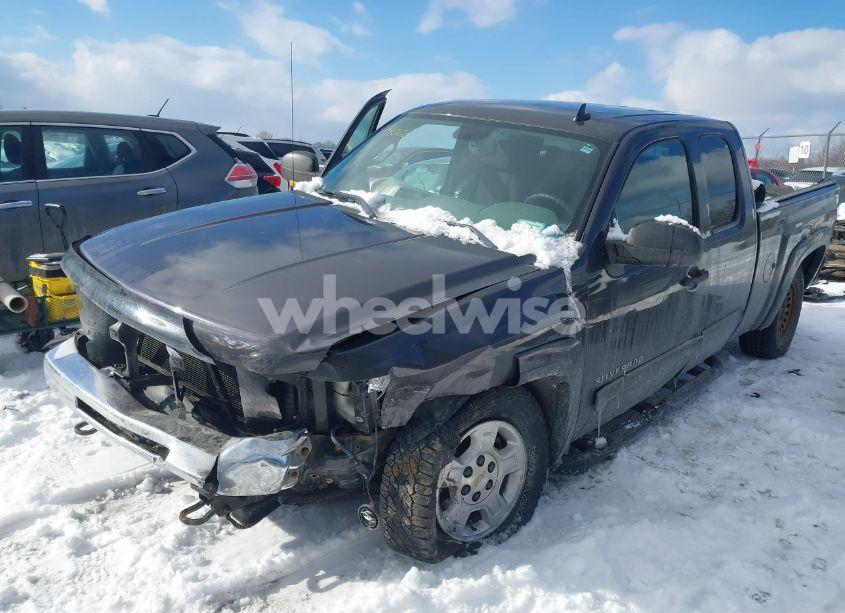 Photo 2 of 2011 Chevrolet Silverado 1500 LS (VIN 1GCRKREA2BZ317834)