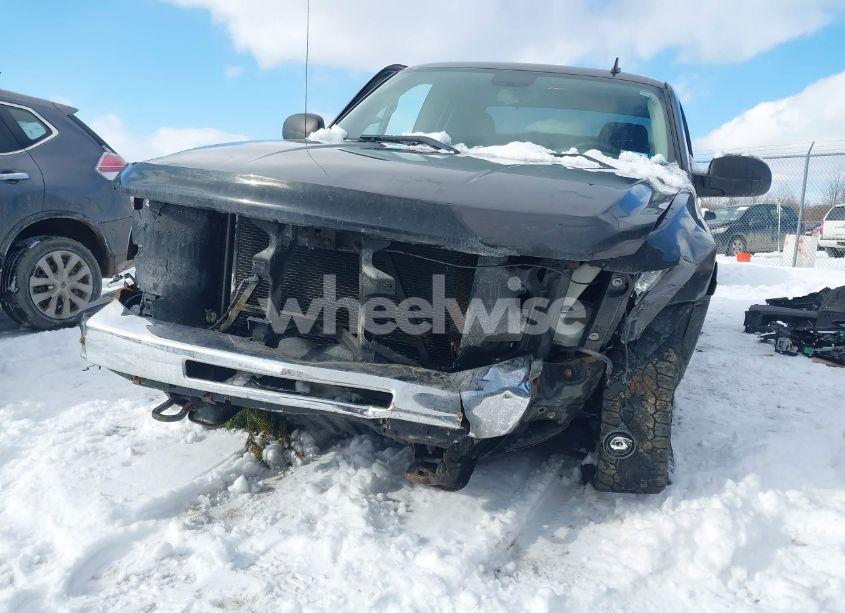 Photo 6 of 2011 Chevrolet Silverado 1500 LS (VIN 1GCRKREA2BZ317834)