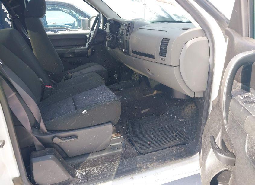 Photo 5 of 2012 Chevrolet Silverado 1500 LS (VIN 1GCRKREA2CZ191427)