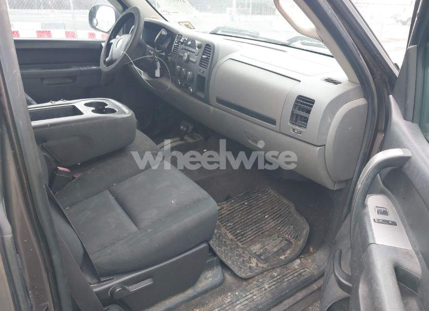 Photo 5 of 2012 Chevrolet Silverado 1500 LS (VIN 1GCRKREA2CZ251142)