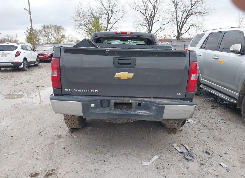 Photo 16 of 2011 Chevrolet Silverado 1500 LS (VIN 1GCRKREA3BZ211585)