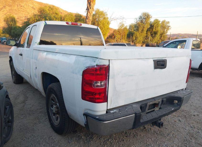 Photo 3 of 2013 Chevrolet Silverado 1500 LS (VIN 1GCRKREA3DZ157904)
