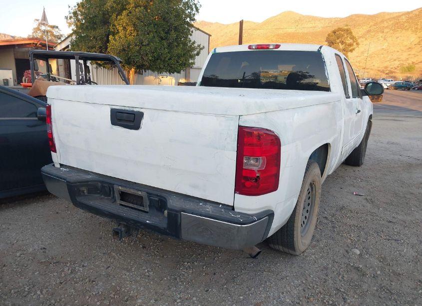Photo 4 of 2013 Chevrolet Silverado 1500 LS (VIN 1GCRKREA3DZ157904)