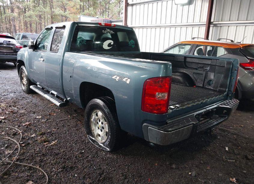 Photo 3 of 2012 Chevrolet Silverado 1500 LS (VIN 1GCRKREA4CZ178842)