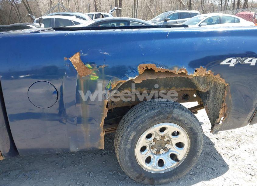 Photo 6 of 2011 Chevrolet Silverado 1500 LS (VIN 1GCRKREA5BZ210499)