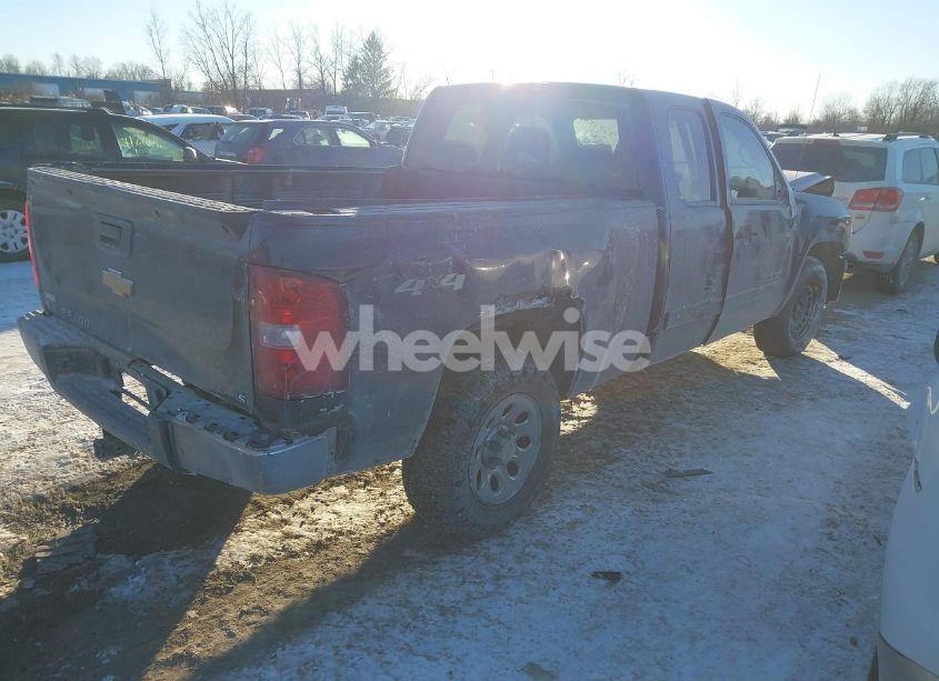 Photo 4 of 2012 Chevrolet Silverado 1500 LS (VIN 1GCRKREA5CZ161807)