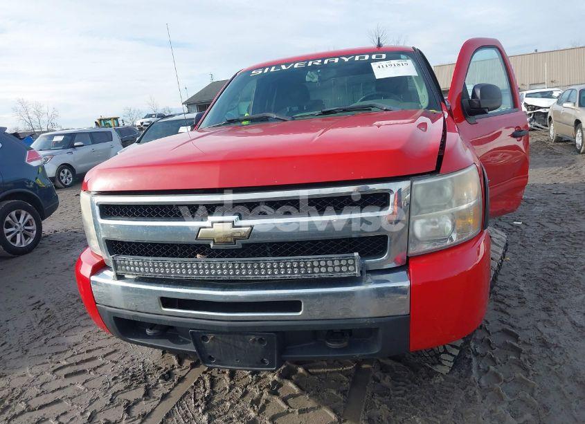 Photo 12 of 2011 Chevrolet Silverado 1500 LS (VIN 1GCRKREA6BZ201231)