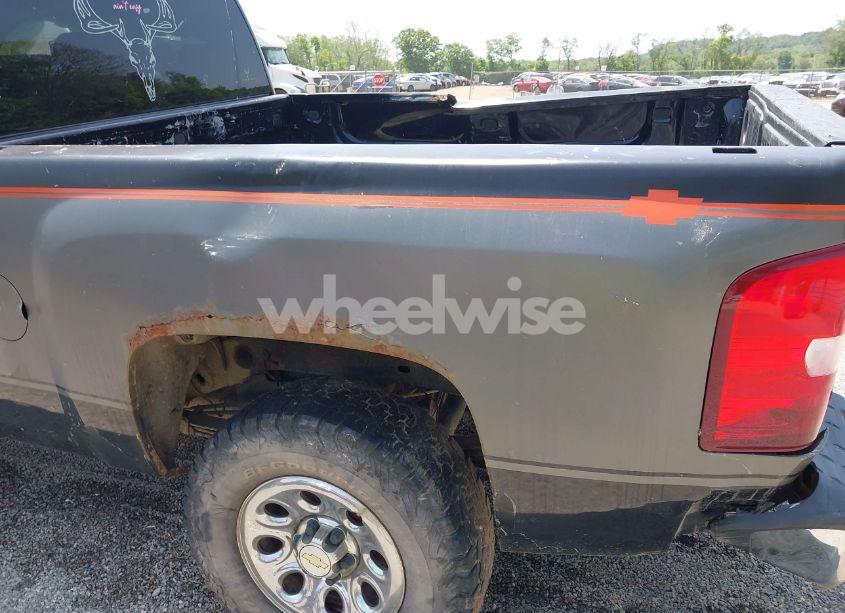 Photo 14 of 2011 Chevrolet Silverado 1500 LS (VIN 1GCRKREA6BZ342042)