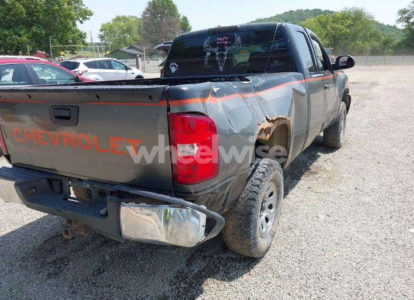 Photo 15 of 2011 Chevrolet Silverado 1500 LS (VIN 1GCRKREA6BZ342042)