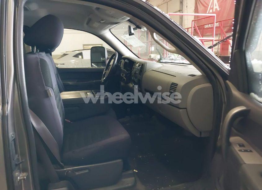 Photo 5 of 2012 Chevrolet Silverado 1500 LS (VIN 1GCRKREA6CZ345282)