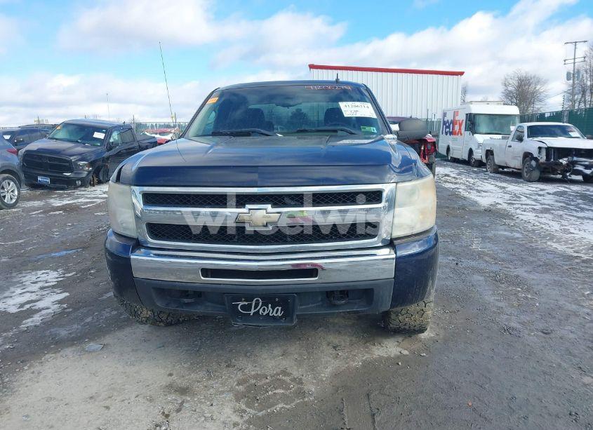 Photo 12 of 2011 Chevrolet Silverado 1500 LS (VIN 1GCRKREA7BZ288671)