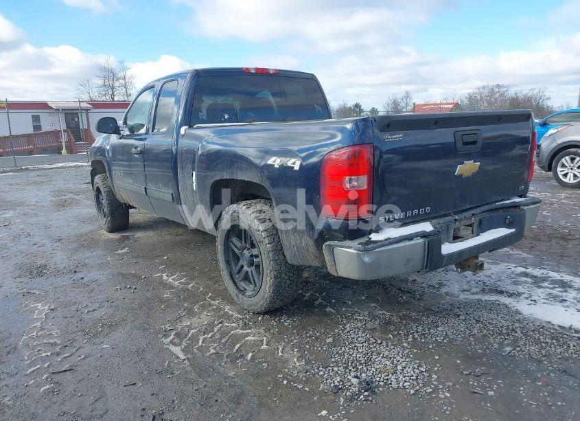 Photo 3 of 2011 Chevrolet Silverado 1500 LS (VIN 1GCRKREA7BZ288671)